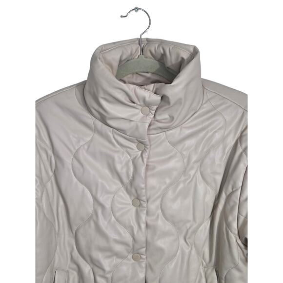 Zara Faux Leather Quilted Puffer Jacket Women's Medium Cropped Ivory - Picture 4 of 13